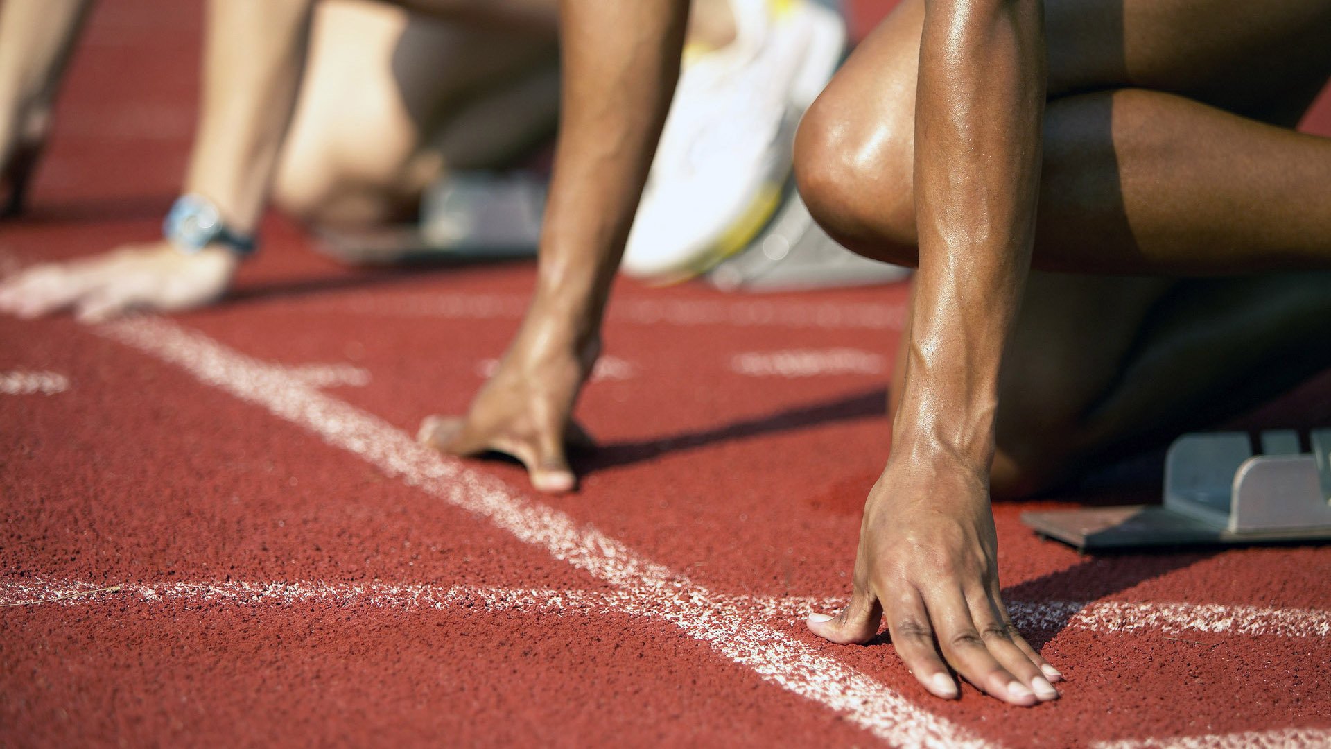 混合泳赛事南非男队展现全面能力，混合泳男女